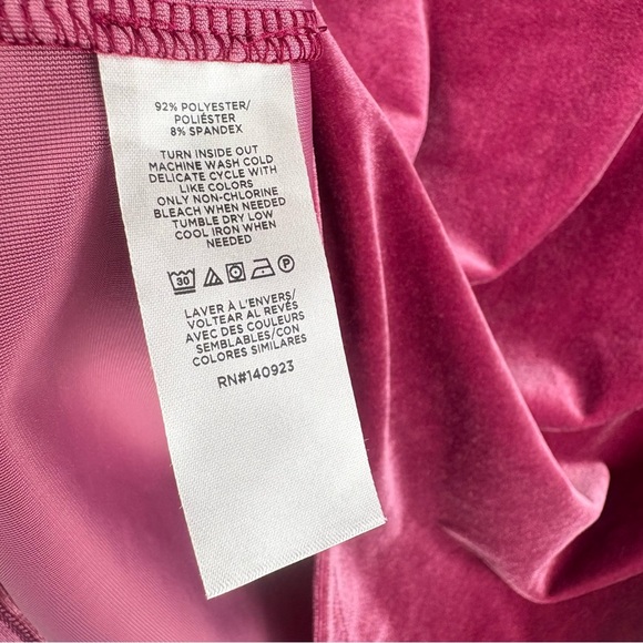 LOFT Women's Fuchsia Velvet Blouse NWOT Long Balloon Sleeves Barbiecore Small - Picture 5 of 9